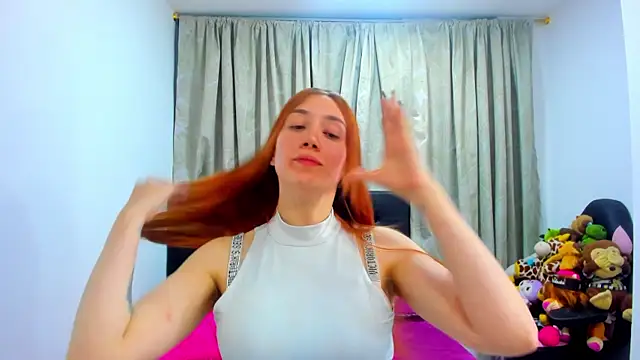 Snapshot of horny__molly_ chatting on March 15, 4:35 am horny molly online show from March 15, 4:35 am