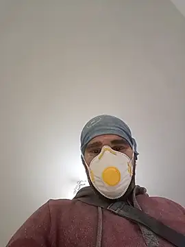 Sergiucazzo online show from December 2, 9:14 am