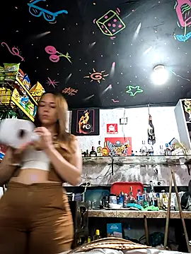 Nanybaker95 online show from September 21, 10:44 pm