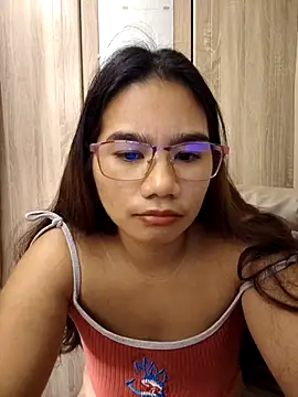 Snapshot of Kissy07 chatting on September 21, 10:33 pm Kissy07 online show from September 21, 10:33 pm