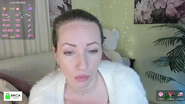 Snapshot of Queenymel chatting on February 26, 4:39 pm Queenymel online show from February 26, 4:39 pm