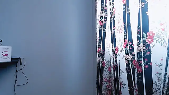 Snapshot of Cocain_Atenea chatting on November 18, 7:29 pm Cocain Atenea online show from November 18, 7:29 pm