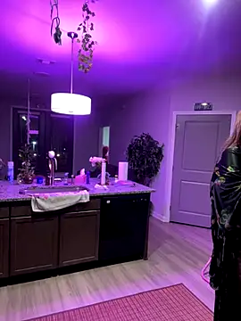 BigFineSelena online show from December 20, 10:33 am