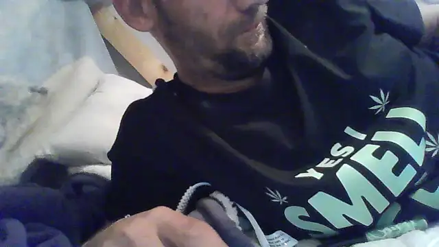 goodick4u28 online show from December 18, 3:01 am