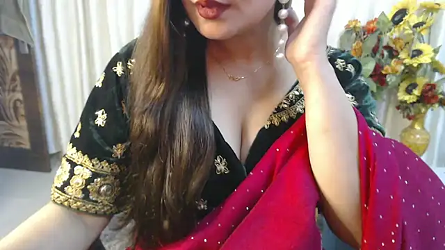 mahimagicdoll DESI online show from March 10, 10:15 am
