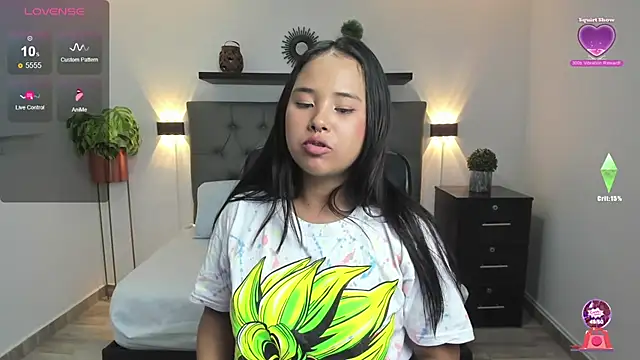 isabella florez online show from January 30, 6:32 pm