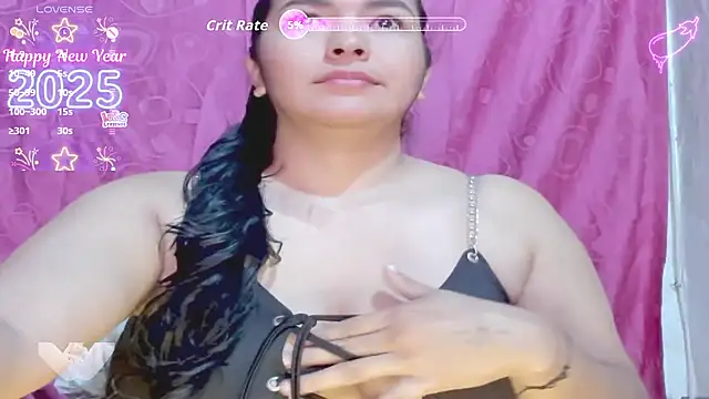 Snapshot of sophiie_93 chatting on November 29, 4:32 pm sophiie 93 online show from November 29, 4:32 pm