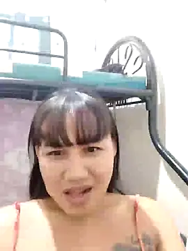 Snapshot of sexyts69xx chatting on March 5, 8:43 am sexyts69xx online show from March 5, 8:43 am