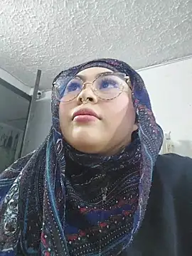 Hana    online show from April 16, 9:39 pm