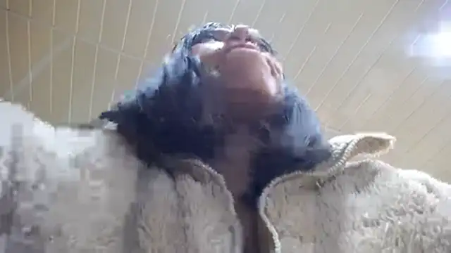 Samy hott1 online show from January 7, 6:10 pm