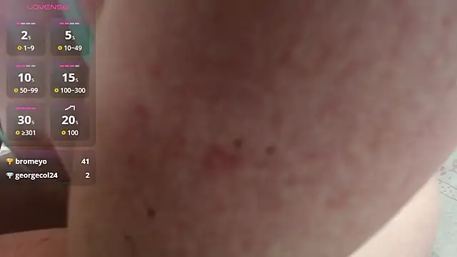 Kittywhiteass online show from September 12, 2:33 am
