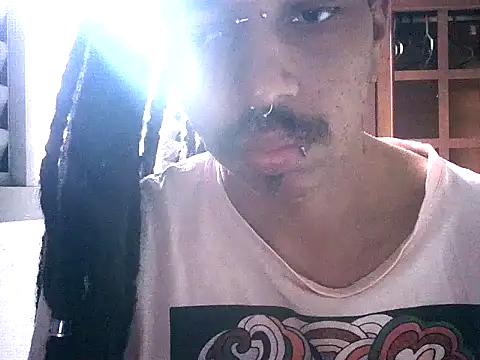 Snapshot of DarkSlim666 chatting on February 24, 3:32 pm DarkSlim666 online show from February 24, 3:32 pm