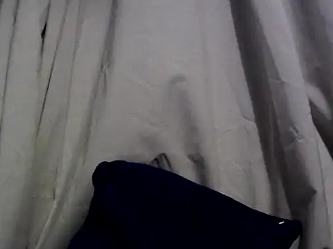 Snapshot of DarkSlim666 chatting on June 17, 6:38 am DarkSlim666 online show from June 17, 6:38 am