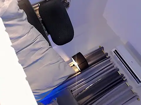 Snapshot of Chubbytransgirl21 chatting on February 10, 8:18 am Chubbytransgirl21 online show from February 10, 8:18 am