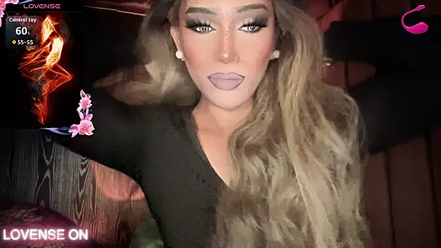 Snapshot of Lo_la_69 chatting on February 7, 6:06 am Lo la 69 online show from February 7, 6:06 am