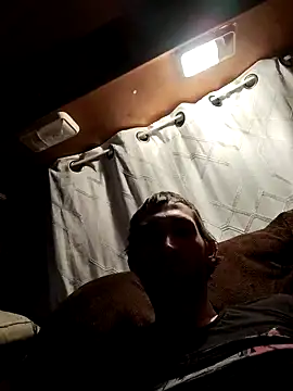 Snapshot of lewis7869 chatting on December 15, 5:56 am lewis7869 online show from December 15, 5:56 am