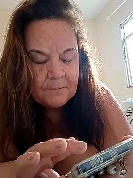 Yaya Mineira online show from December 15, 5:42 pm