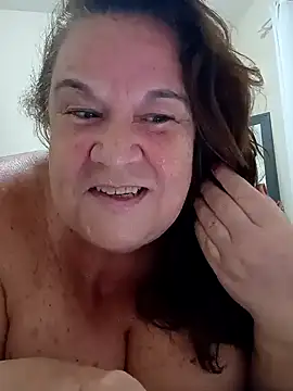Yaya Mineira online show from January 24, 11:45 pm