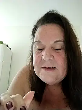 Yaya Mineira online show from September 18, 5:48 pm