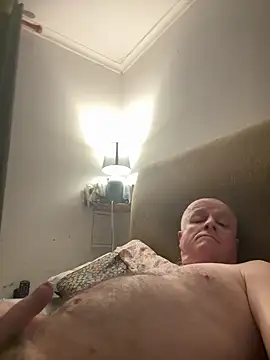 locallad88 online show from October 17, 10:45 pm