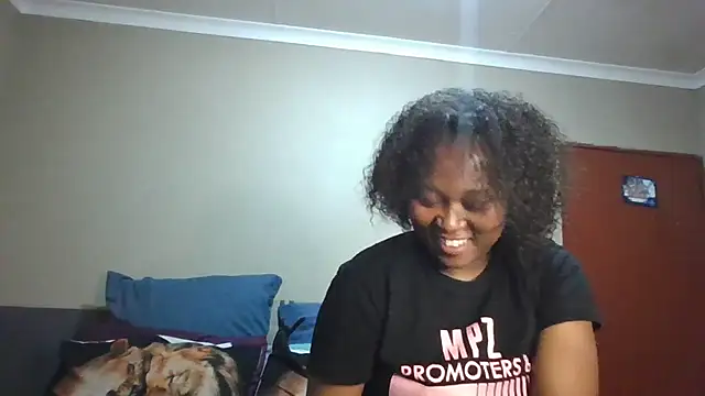 EbonySeductressx online show from September 30, 6:13 pm