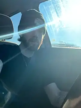 KcCumz19 online show from January 10, 8:21 pm