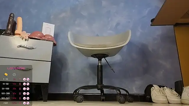 TomLover 12 online show from January 31, 11:58 pm