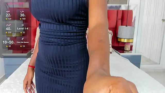 GianinaLewis online show from December 21, 7:43 pm