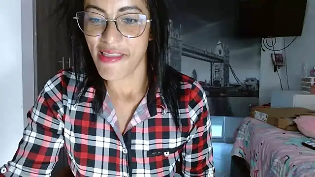 kateleyagrey online show from January 17, 10:56 pm