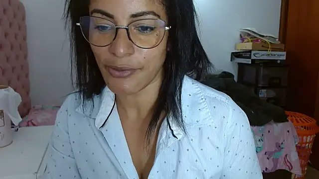 kateleyagrey online show from March 20, 4:20 pm