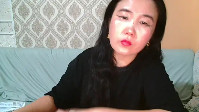 Snapshot of Bet_Lu chatting on February 22, 12:19 pm Bet Lu online show from February 22, 12:19 pm