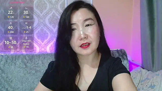 Snapshot of Bet_Lu chatting on March 18, 6:37 pm Bet Lu online show from March 18, 6:37 pm