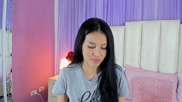 lulumars online show from December 10, 10:06 am