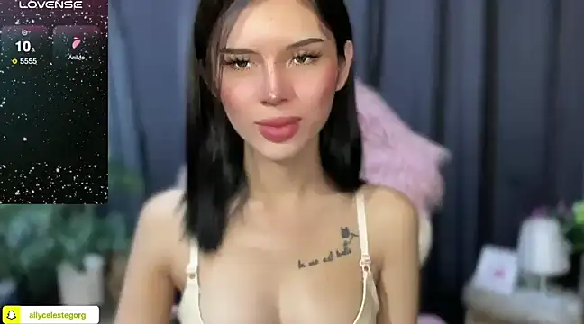 Snapshot of Lawasita48 chatting on February 4, 3:26 pm Lawasita48 online show from February 4, 3:26 pm