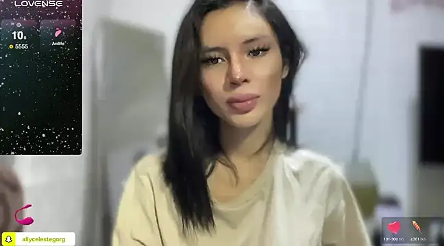 Snapshot of Lawasita48 chatting on March 22, 3:30 am Lawasita48 online show from March 22, 3:30 am