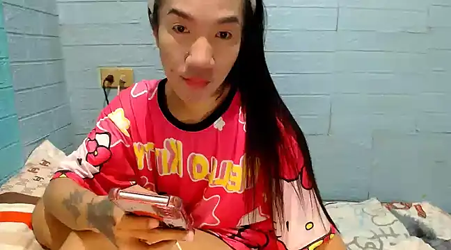 Snapshot of AsianNaughtiesMistress chatting on January 7, 11:24 pm AsianNaughtiesMistress online show from January 7, 11:24 pm