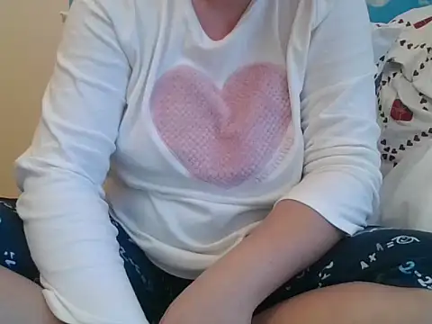 RealLittleRedRidingHood online show from February 8, 3:26 pm