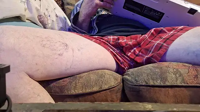 Snapshot of highstepper500 chatting on October 22, 5:19 am highstepper500 online show from October 22, 5:19 am