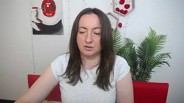 Snapshot of Abby_Taylorr chatting on April 28, 6:29 am Abby Taylorr online show from April 28, 6:29 am
