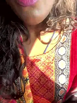 Snapshot of Indian-Squirt chatting on January 18, 8:40 am Indian-Squirt online show from January 18, 8:40 am