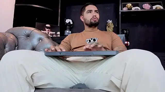 matteosantos online show from November 21, 12:15 pm