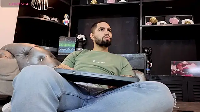 matteosantos online show from March 24, 11:48 am