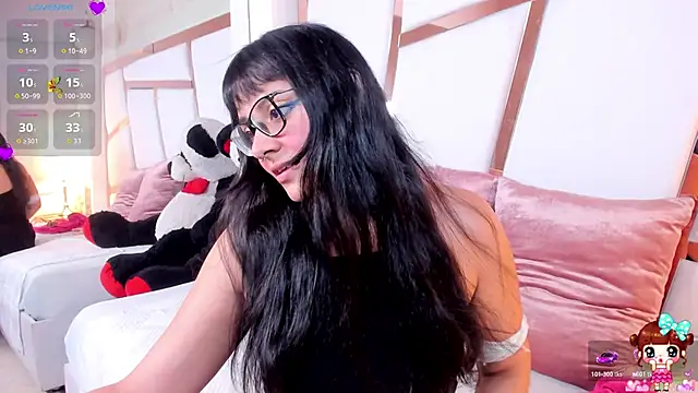 lucyycy online show from November 17, 5:35 am