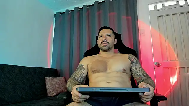 Pierre Vidal online show from October 16, 7:48 pm