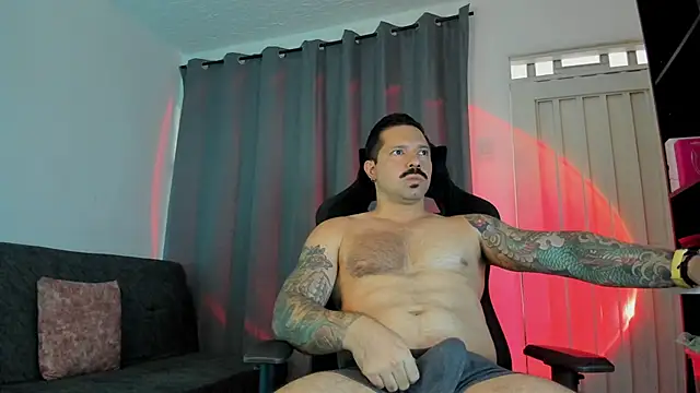 Pierre Vidal online show from November 15, 7:43 pm