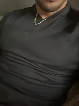 pimentfort77 online show from April 14, 6:30 am