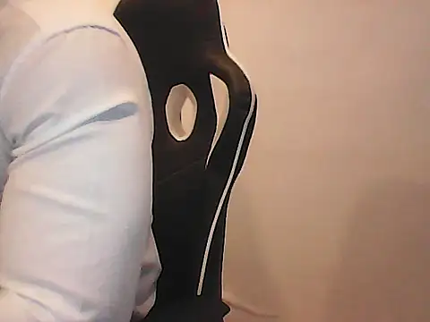 Kalel17073 online show from June 19, 3:49 pm