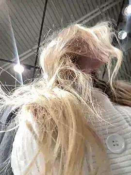 MariaTull online show from April 8, 9:42 am