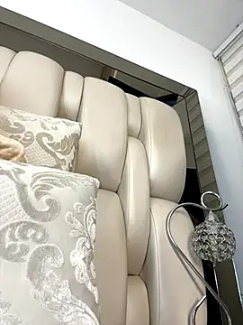 ALISSON FOXXX1 online show from October 27, 9:52 pm