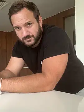 Snapshot of JonJ0 chatting on September 17, 9:27 pm JonJ0 online show from September 17, 9:27 pm